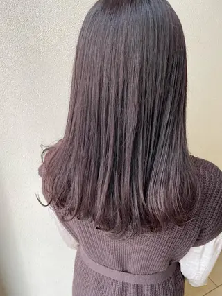ロング カラー 沢田 瞳のヘアスタイル