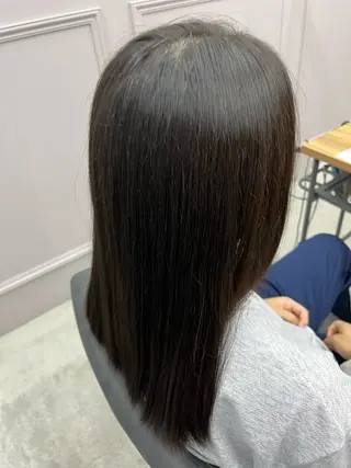 鴨田 彩音のヘアスタイル