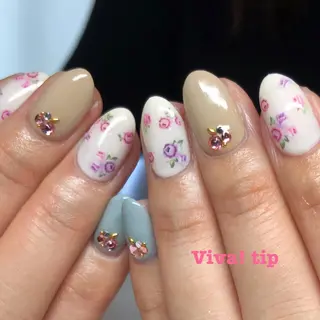 ネイル Viva!tip所属・Viva!tip ビバティップネイルのネイルデザイン