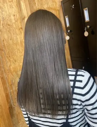 カラー 🎀艶感/柔らかい カラー🩷このかのヘアスタイル