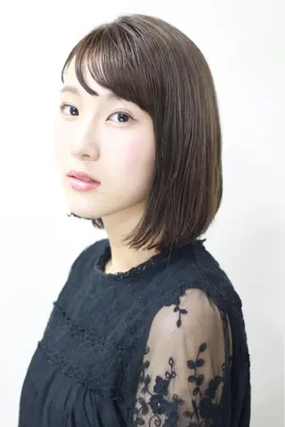 ミディアム カラー ヘアアレンジ ROOTS martinのヘアスタイル