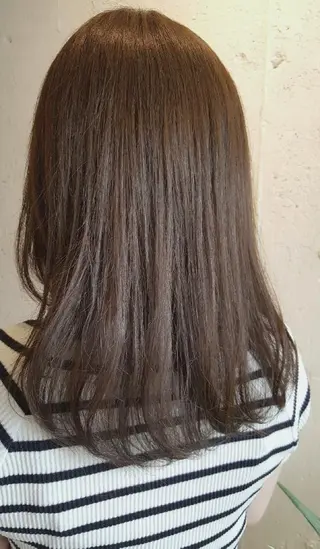 ミディアム カラー あらき ちさとのヘアスタイル