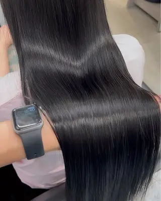 ロング 透明感カラー・ 髪質改善🩵イケダのヘアスタイル