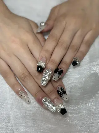 ネイル DEMAIN- 🌹のネイルデザイン