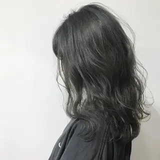 セミロング カラー レイヤー/顔周り /AKARIのヘアスタイル