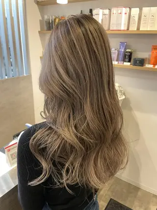 ロング カラー ヘアアレンジ newi 川崎店のヘアスタイル