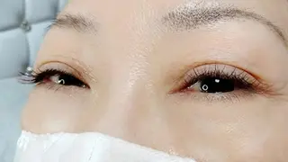 マツエク・マツパ Eyes Cream SAYAKAのマツエク・マツパデザイン