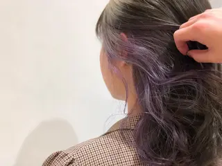 セミロング カラー ヘアアレンジ いしだ みさきのヘアスタイル