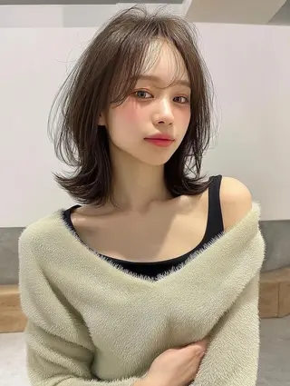 ミディアム 肥後 有紗のヘアスタイル