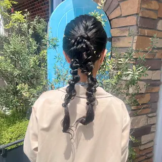 ロング ヘアアレンジ 伊藤 玲衣のヘアスタイル