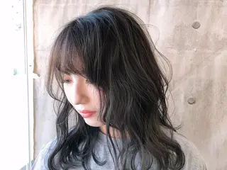 セミロング カラー LiEN所属・菅沢 奈生のヘアスタイル