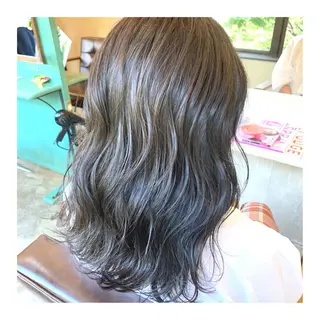 ロング カラー ヘアアレンジ merci.所属・🌻あいり merci.🌻のヘアスタイル