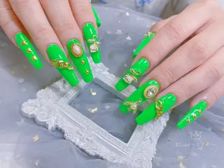 ネイル ネイルサロンエクラ 🫧Shizukaのネイルデザイン