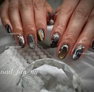 ネイル 斎藤 桃華のネイルデザイン