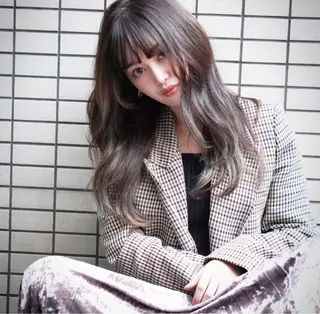 セミロング カラー テトネ タカシのヘアスタイル