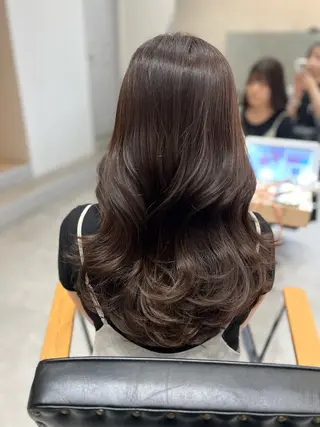 ロング カラー 松下 奈央のヘアスタイル
