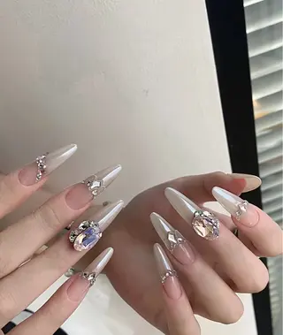 ネイル ☁️Yun nail Rin☁️のネイルデザイン