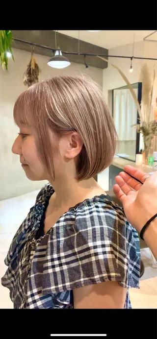 ミディアム 🐝肥田 しょーと🐝のヘアスタイル