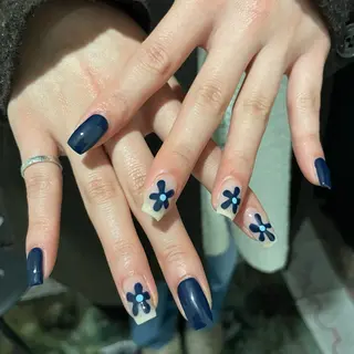 ネイル Yukino /シンプル/個性派のネイルデザイン