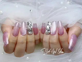 ミディアム cici nailのネイルデザイン