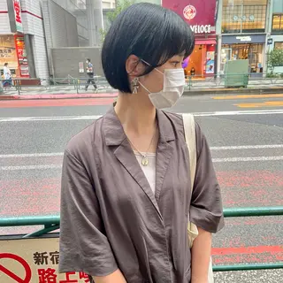 ショート カラー レイヤーパーマ＊ 顔まわり似合わせのヘアスタイル