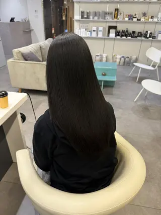 セミロング カラー KNOWHOW/思川 阿耶のヘアスタイル