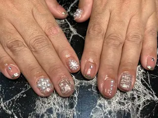 ショート ネイル ✴︎ Delightのネイルデザイン