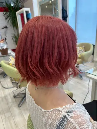 ショート カラー vis lien　川口店所属・土屋 咲希のヘアスタイル