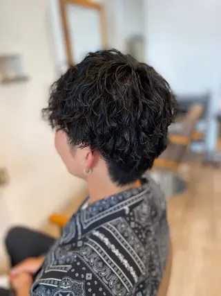 ショート パーマ メンズ 安住 千明のマツエク・マツパデザイン