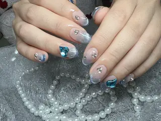 ネイル More Glam 池袋東口店のネイルデザイン