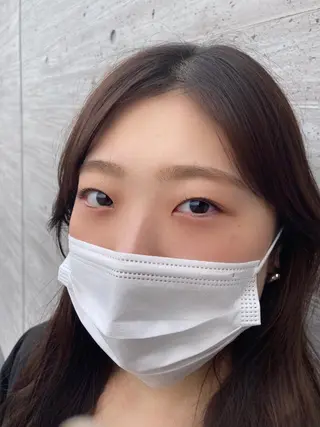 ミディアム パーマ キッズ ネイル マツエク・マツパ アイブロウ 𓊆ᶠᵉᵉʸ𓊇 ᶜᴴᴵᴴᴬᴿᵁのマツエク・マツパデザイン