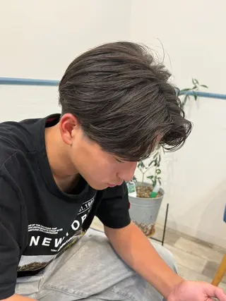 ショート メンズ 柴原 杏梨のヘアスタイル