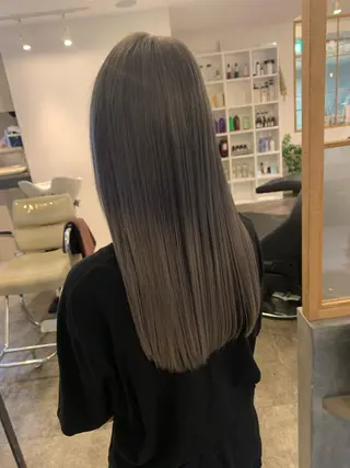 ロング カラー 近藤千翔🩵 髪質改善Periodのエステ・リラクイメージ