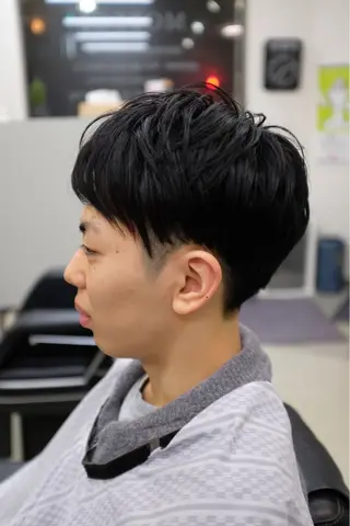 ショート パーマ メンズ 茂木 太郎のヘアスタイル