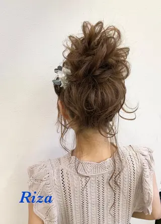 ヘアアレンジ HAIR MAKE Riza所属・谷口 弥生のヘアスタイル