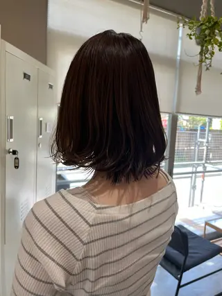 ミディアム 🐰FERIA 北千里 🐰のヘアスタイル