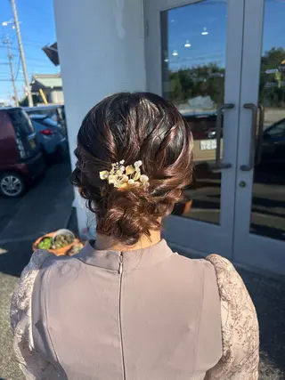 ヘアアレンジ 岡本 妃麗のヘアスタイル