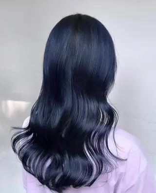 ロング カラー THESALONS所属・🤍ブリーチカラー /寄田龍樹🤍のヘアスタイル