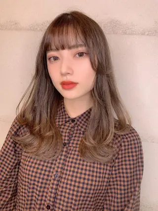 ミディアム カラー 透明感/オリーブ/ グレージュ/YUKAのヘアスタイル