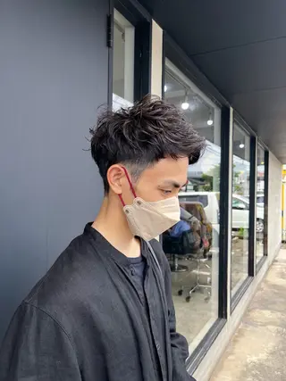 カラー メンズ 荒川泰輝/オリーブ カラー/透明感カラーのヘアスタイル