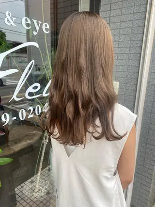 ロング Un Fleur所属・立野 希沙のヘアスタイル