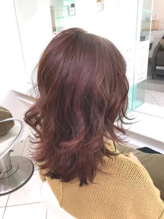 ミディアム カラー 保住 亮太のヘアスタイル