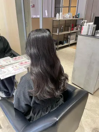 ロング 秋山 裕香のヘアスタイル