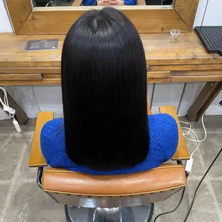 セミロング カラー 松田 恋のヘアスタイル