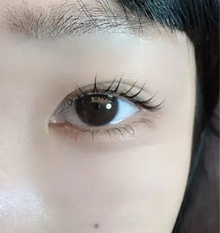 マツエク・マツパ 玉置 七海のヘアスタイル