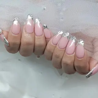 ネイル 金井 奈々のネイルデザイン