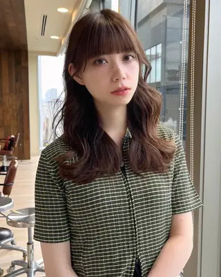 セミロング カラー レイヤー/顔周り /透明感🩶高橋大のヘアスタイル