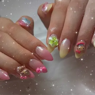 ネイル LUANA所属・LUANA ジュリのネイルデザイン