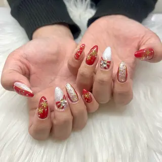 ネイル total salon Bell所属・Totalsalon Bell【嶌田彩華】のネイルデザイン