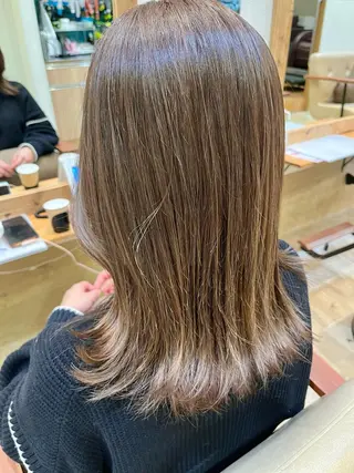 セミロング カラー レイヤーカット×艶髪 /Ayanaのヘアスタイル